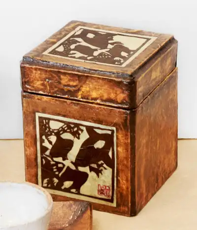 Ulsan Rock Carving Tea Canister
