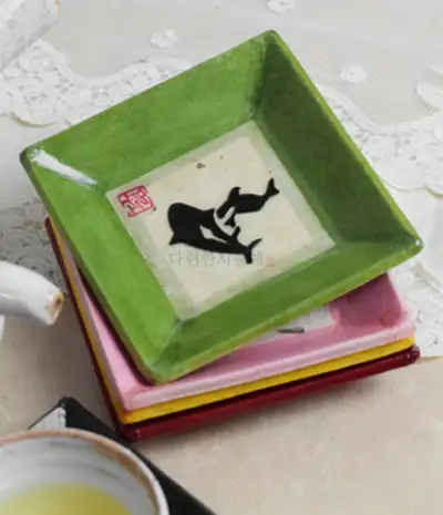 Five-Color Whale Tea Coaster