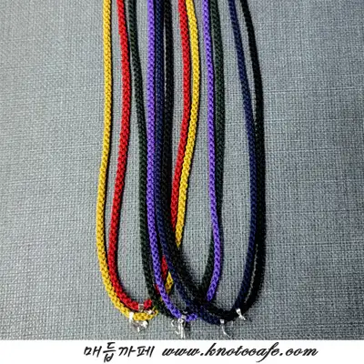 Traditional Knot Accessory Necklace Cord (with Ring)