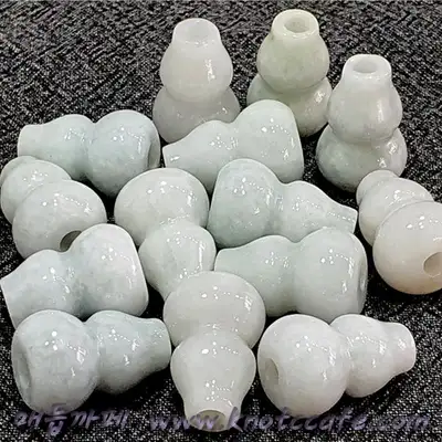 韩服饰品 细颈瓶 原石
