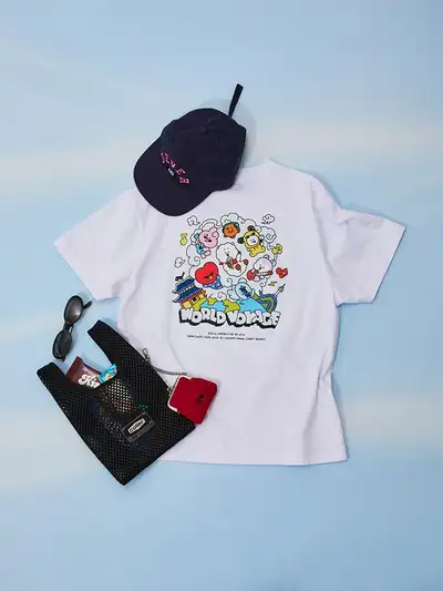 BT21 WORLD VOYAGE Short Sleeve T-Shirt White