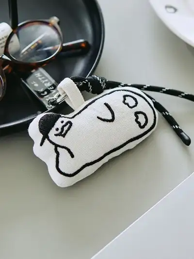 Saebon Lama Buri Sketch Flat Doll Keyring
