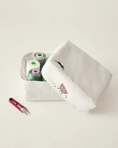 Cho Chung Do Embroidered Square Quilted Box Set of 3 (With Complimentary Tag)