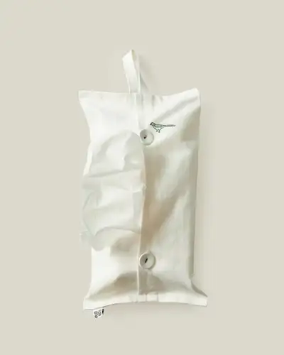Magpie Tissue Cover