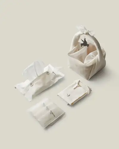 Hohodang Magpie Housewarming Set [Includes Folk Painting Postcard & Magpie Tag]
