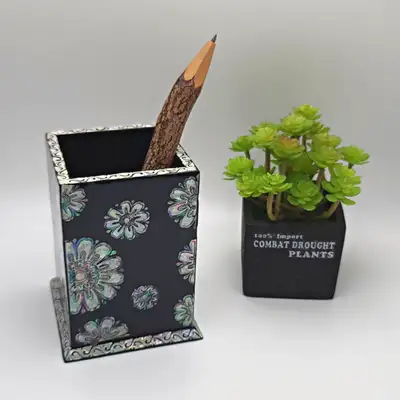 Mother-of-Pearl Lacquerware Glossy Square Pencil Holder with Roof Tile Pattern