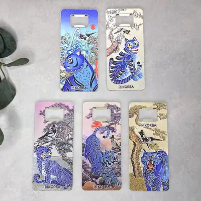 Korean Traditional Souvenir Magnet Bottle Opener - Magpie and Tiger Hojagdo Design