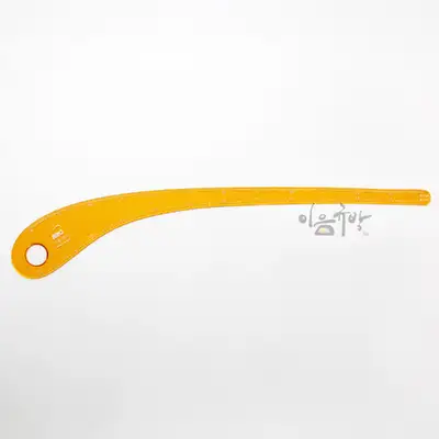 Eyelet Curve Ruler