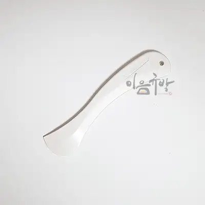 Bone Folder (Hera)