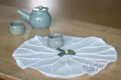 Small Ramie Lotus Leaf Tea Mat (Off-White Ivory) [DIY Package]