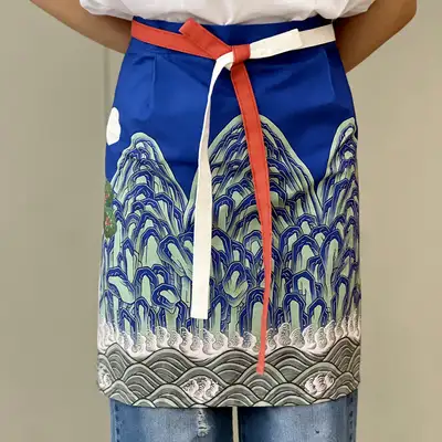 Sun and Moon Five Peaks Ilyeol O-Bong-Do Pattern Waist Apron