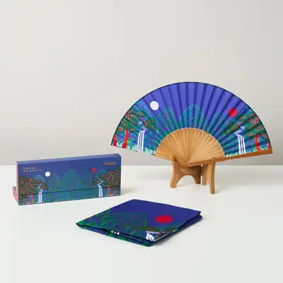 Irrwolorbongdo Fan and Handkerchief Set