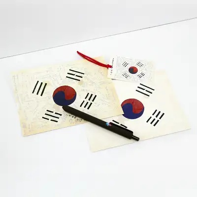 Taegeuk Flag Postcard + Ballpoint Pen + Bookmark Set