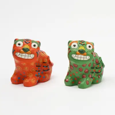 Sea Tiger (Right)