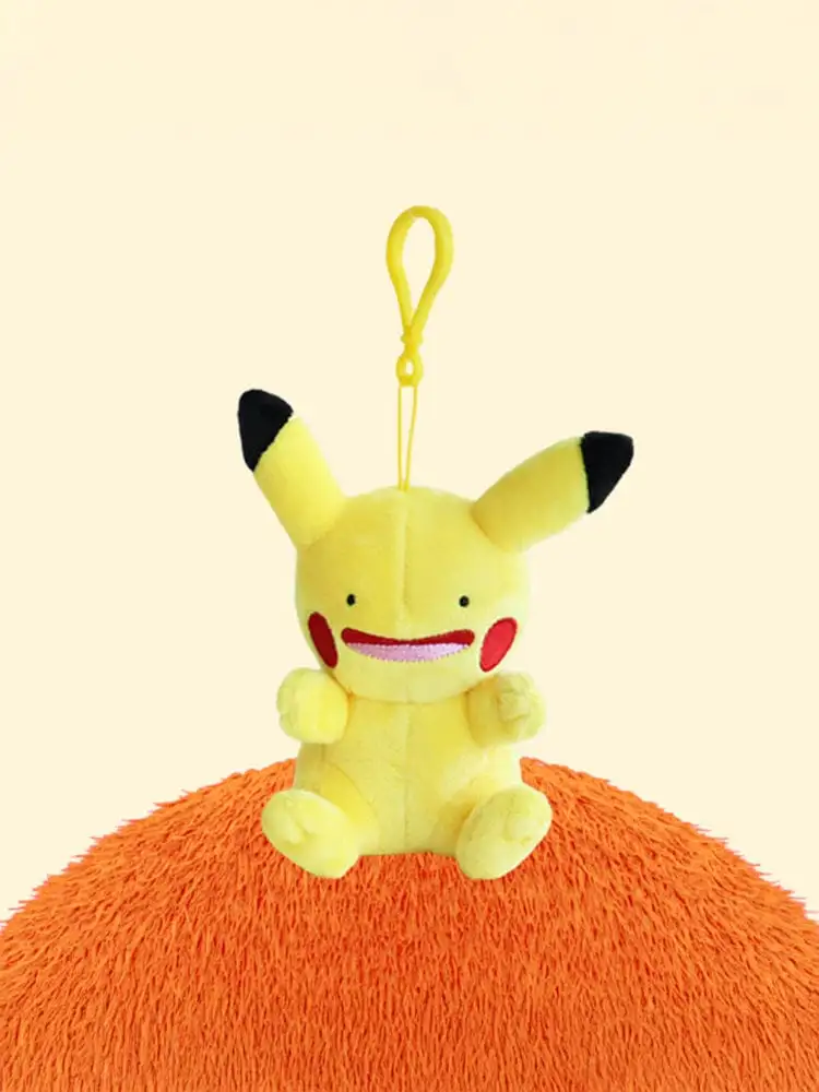 ポケットモンスター ピカチュウに変身したメタモン バッグチャーム(シッティング)