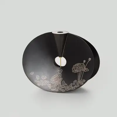 Afterimage Vase_Pond