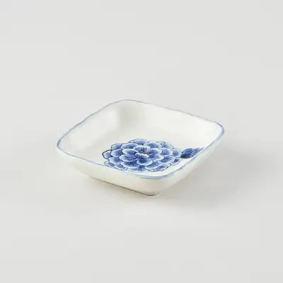 White Porcelain Blue-and-White Peony Pattern Small Dish