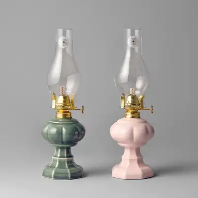 Plum Blossom Oil Lamp (Tower Type/Large)