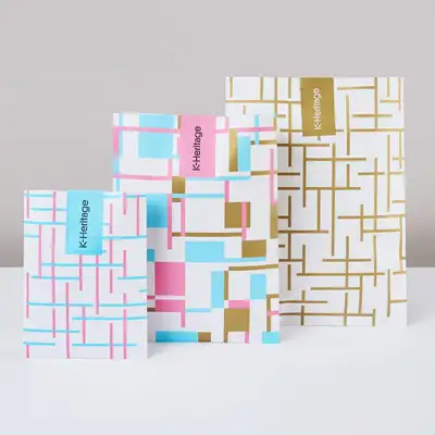 Paper Pouch (Self-Wrapping)