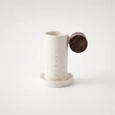 Wooden Handle Tea Infuser & Saucer
