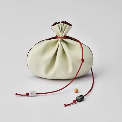 Durumaduri Pouch