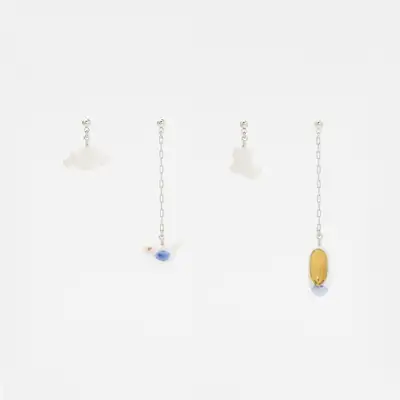 Warmth-Filled Earrings (Cloud/Embroidered Sock)