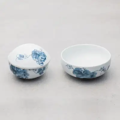 Grape Motif Blue and White Porcelain Bansang Set (2p)