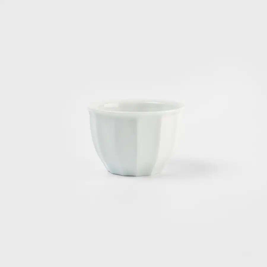 白瓷酒杯(1个)