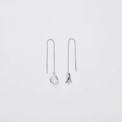 Pour Chrysanthemum Pattern Projection Earring