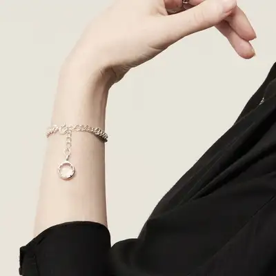 Pour Chain Bracelet