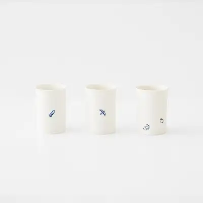 Curved Cup