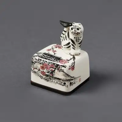 Magpie Tiger and Namdaemun Music Box Paperweight