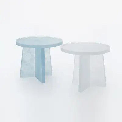 Kiri Tray Table