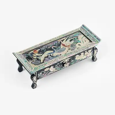 Crane and Pine Mother-of-Pearl Brush Case
