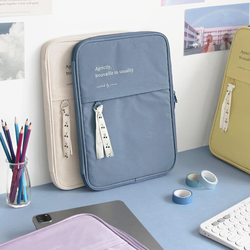 Cortney Notebook Pouch 13
