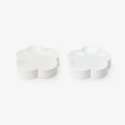 White Porcelain Five-Petal Plate (M)