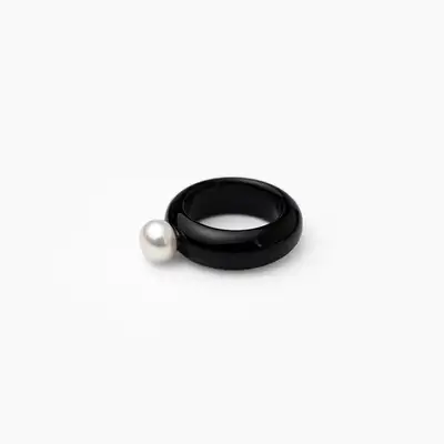 Onyx Pearl Ring