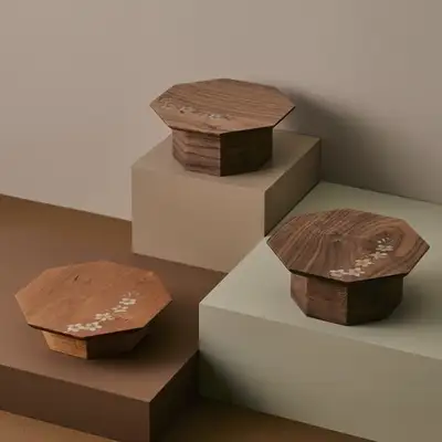 Plum Blossom Octagonal Wooden Tray