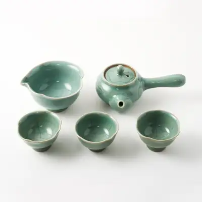 Gangjin Celadon Lacquered Lotus Leaf Tea Set (Serves 3)