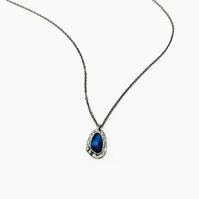 Moon Meeting Necklace 3