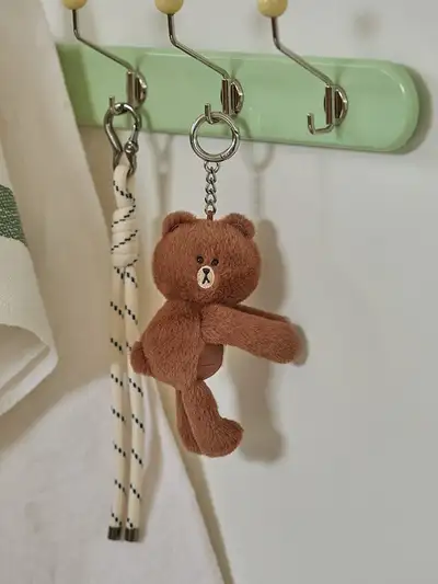 LINE FRIENDS Hug Brown Season 4 Hug Keyring