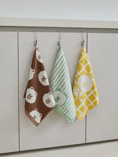 LINE FRIENDS Song Wol Brown Basic Hand Towel