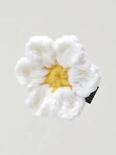 Colle Knit Flower Sticker White