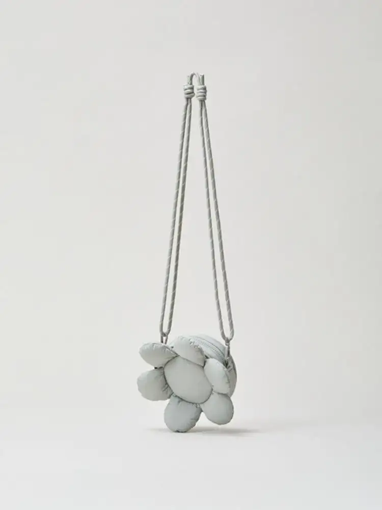 Colle Flower Keyring Bag Moon Rock Gray — 2