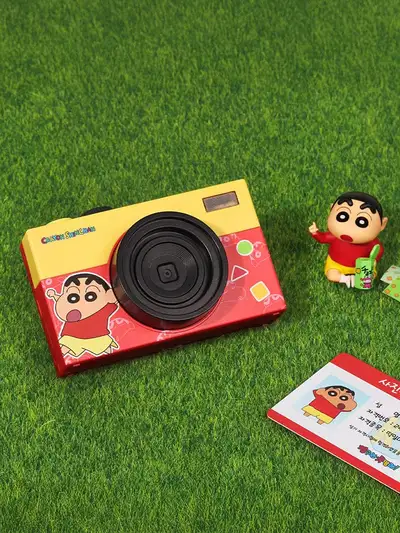 Crayon Shin-chan Retro Camera (Shin-chan)