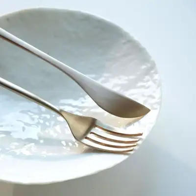 Hanji Full Moon Curved Appetizer Plate
