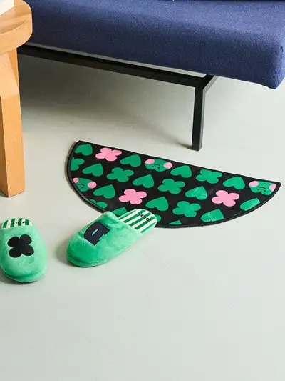 Minini x Dropdropdrop Renini Welcome Mat