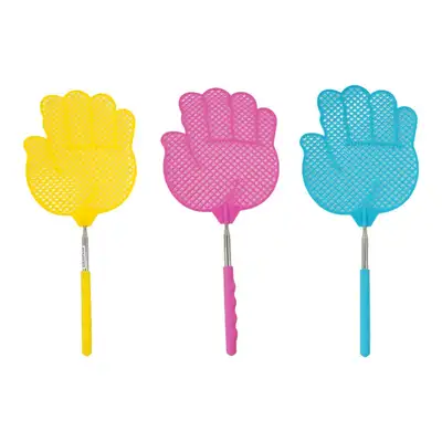 Extending Palm-Shaped Fly Swatter