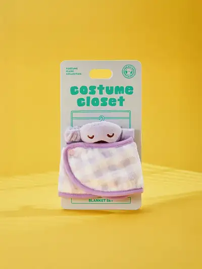 BT21 Chill Break Closet Cloak Blanket
