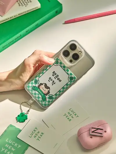 Minini Lucky New Year Dochini Phone Tap Photocard Holder